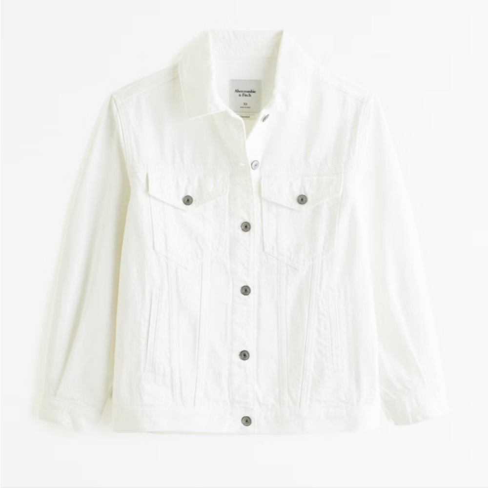 NEVER WORN White Oversized Denim Jacket